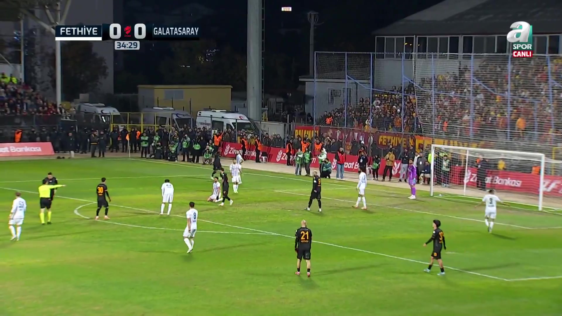 开云平台登录-不信邪！伊卡尔迪二连失点，两次主罚罚向同一方向均被扑出