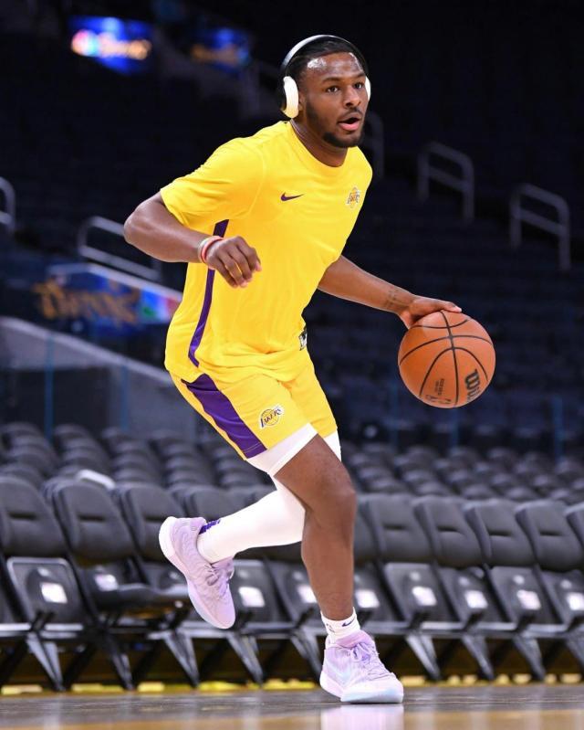 开云登录入口-布朗尼首秀9投2中仅拿4分 詹姆斯：夏联数据不重要