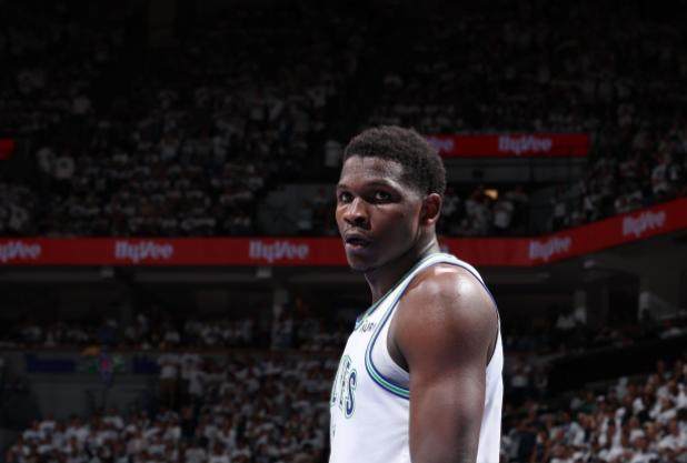 开云登录入口-爱德华兹经历成长之痛！被东欧教训后能否翻身？