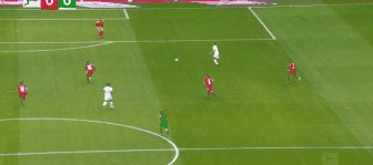 【德甲】莱万双响穆勒造乌龙 拜仁4比1菲尔特