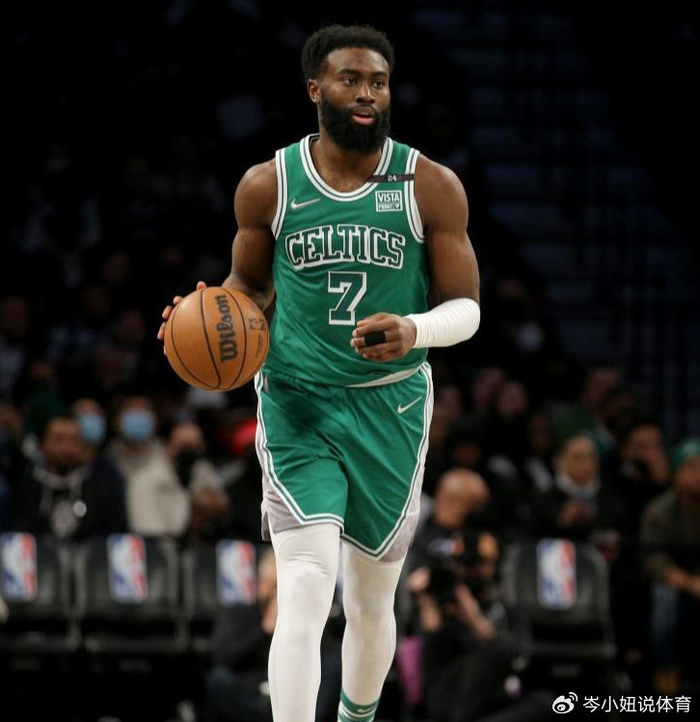 开云app下载-杰伦布朗总得分已经达到13000分，未来还是有望突破20000分的|Basketball-Reference|波士顿凯尔特人队|杰伦·布朗|nba|赛季_新浪新闻